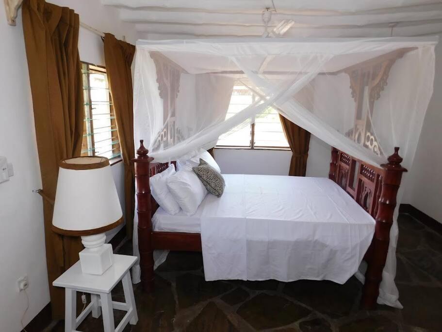 Holiday Home In Malindi Mambrui Bagian luar foto