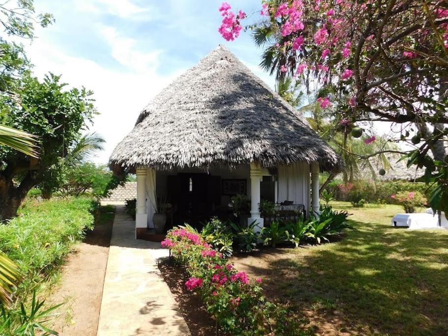 Holiday Home In Malindi Mambrui Bagian luar foto